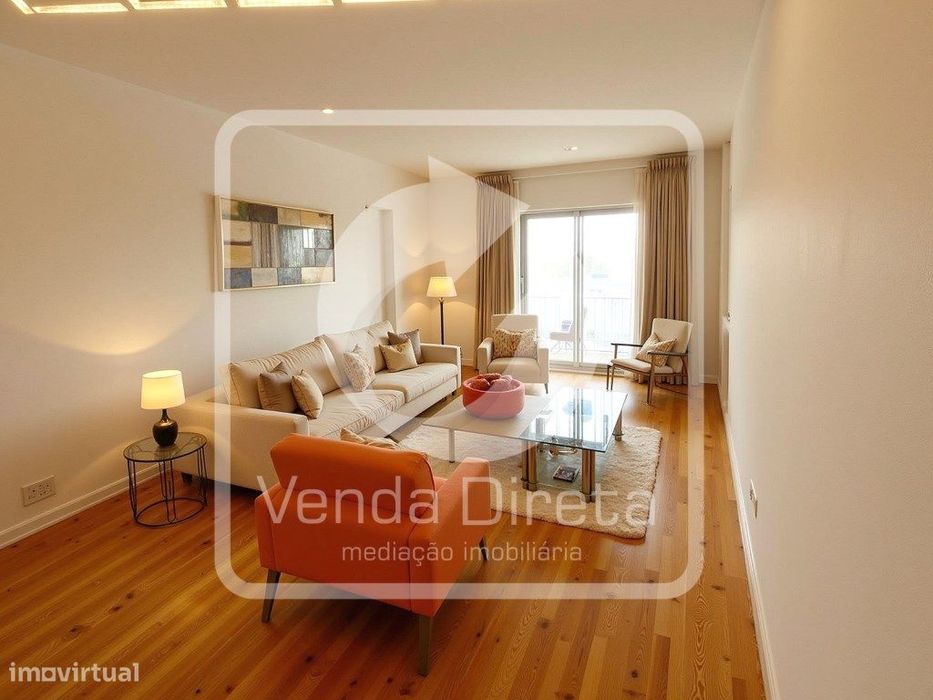 Apartamento T4 com 189m² no Alto do Seixalinho | R/C | Perto da Est... — Alto Do Seixalinho, Santo André E Verderena, Setúbal