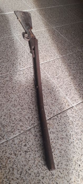 Espingarda antiga – peça de coleção / old riffle
