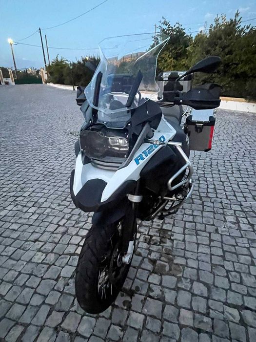 BMW R1200 GSA Adventure (2015)