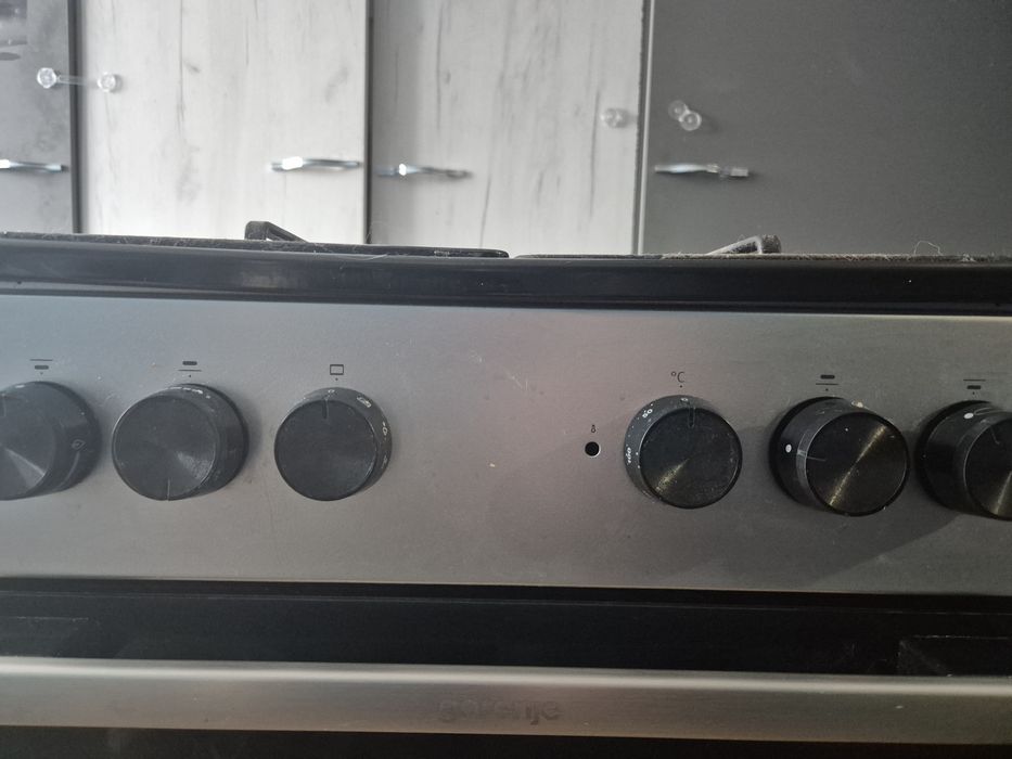 Sprzedam piekarnik wolnostojący Gorenje