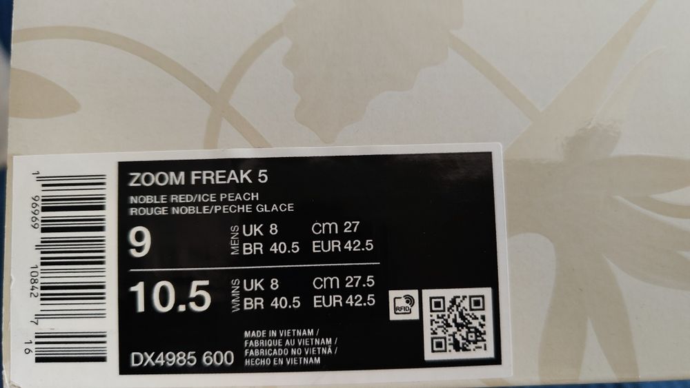 Buty sportowe Nike  Zoom Freak 5  r. 42,5