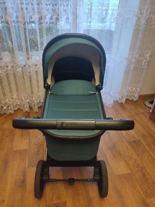 Продам коляску 2в1