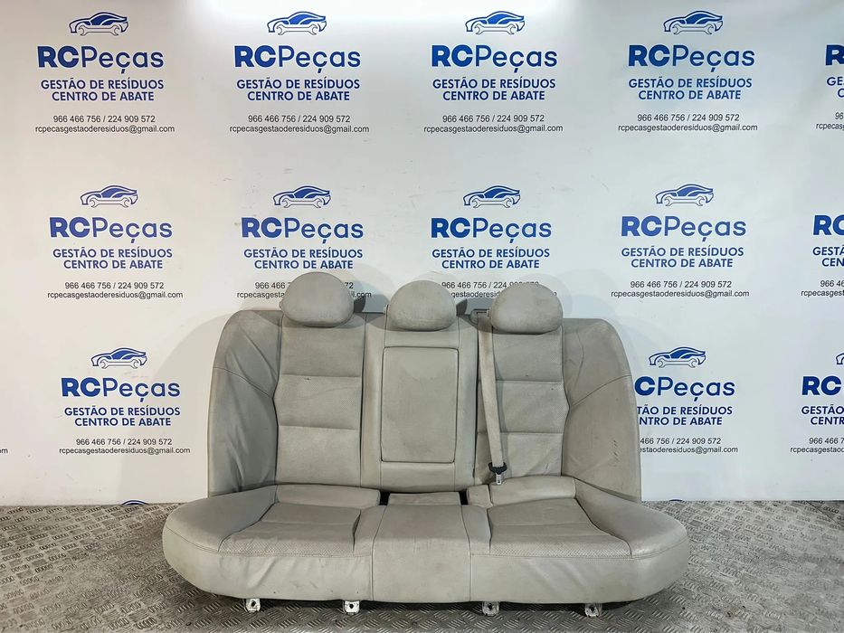 Conjunto Bancos Mercedes W203 Sedan Elétricos Pele Perfurada Original