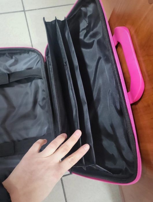 Różowa teczka na laptop 15,6 cali na dokumenty