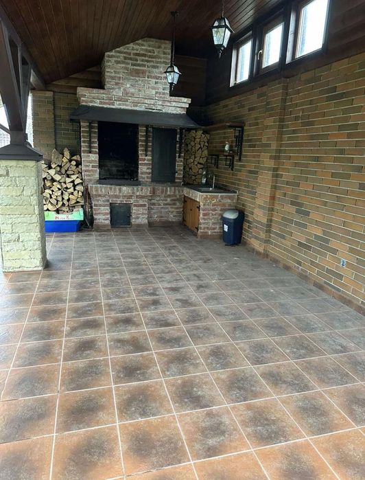 Будинок з ремонтом с. Зашків