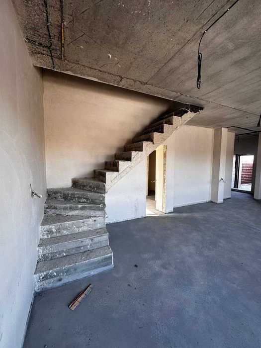 Продаж | Спарка від Забудовника | Баварська кладка | 130 м2, 3.3 сотки