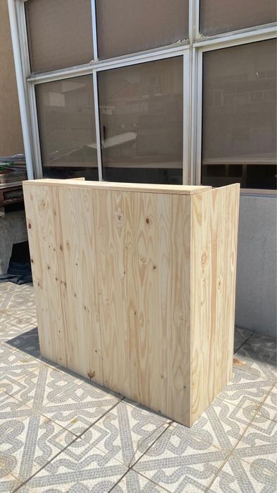 Balcão de Bar em Pinho