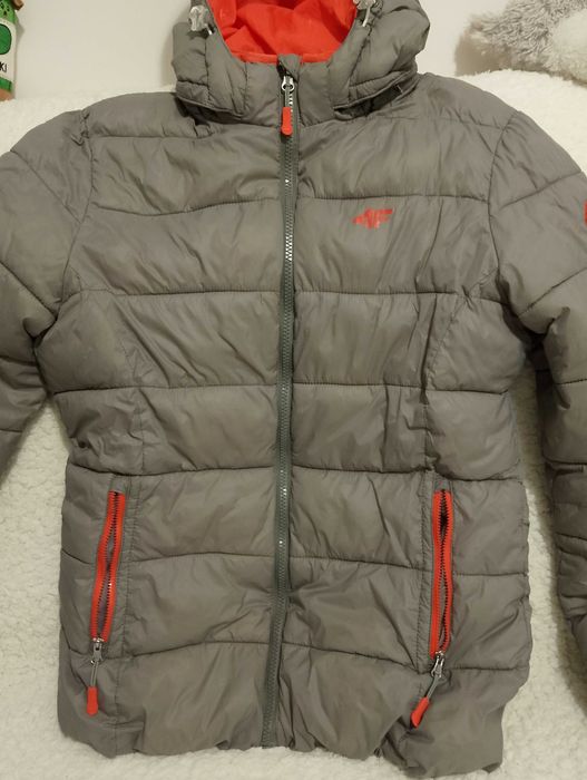 4F. Kurtka puchowa. Wiosenno-jesienna.