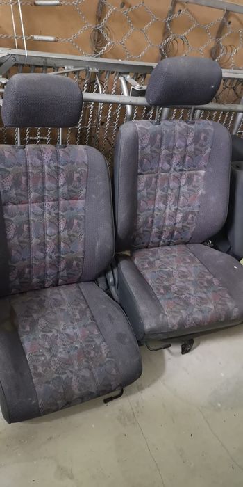 Conjunto de bancos de carro