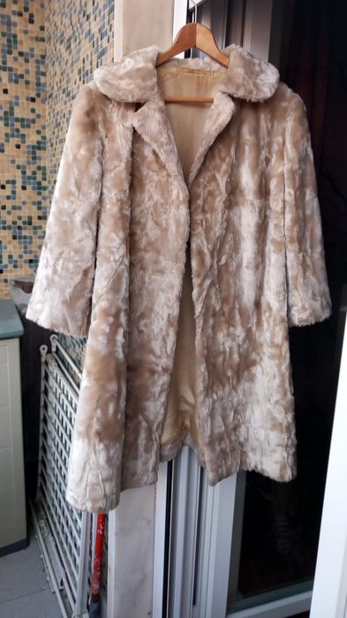 Faux Mink-Style Coat – Size M