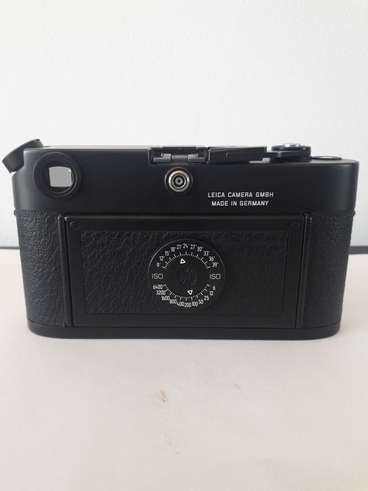 Máquina fotográfica Leica M6