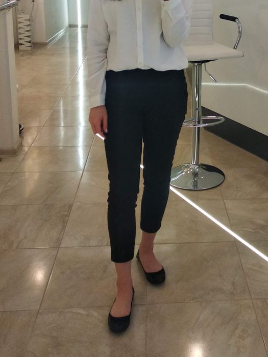 Жіночі брюки класичні чорні LC Waikikі