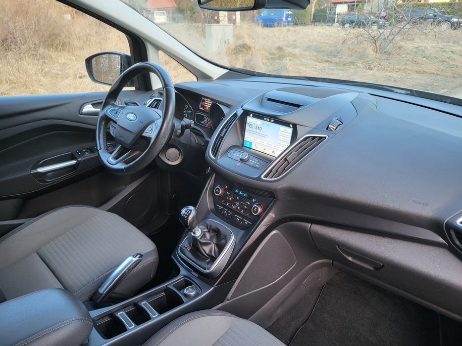 Ford Grand C-Max . Stan idealny. 122000 przebiegu.