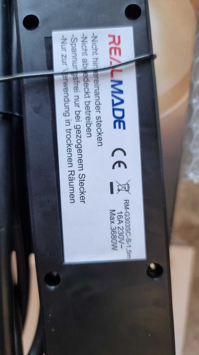 Przedłużacz RealMade z wejściem na USB