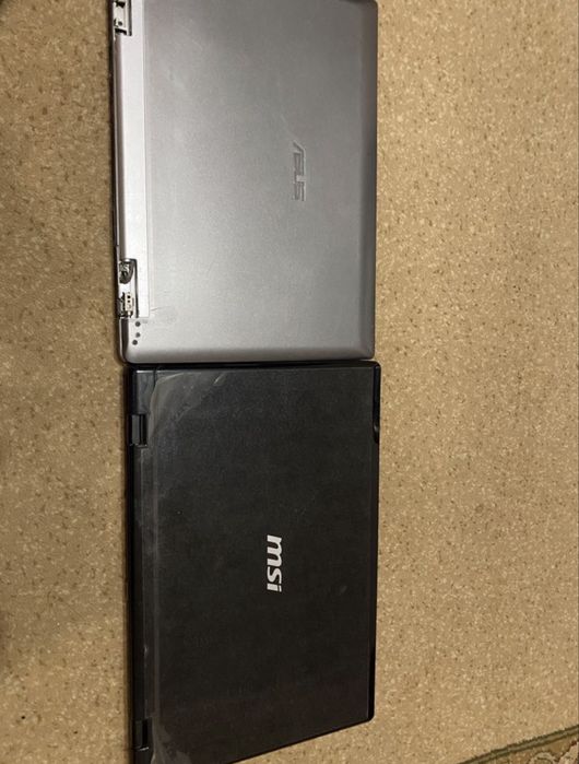 2 ноутбука не работабт причина не известна оба с магазина