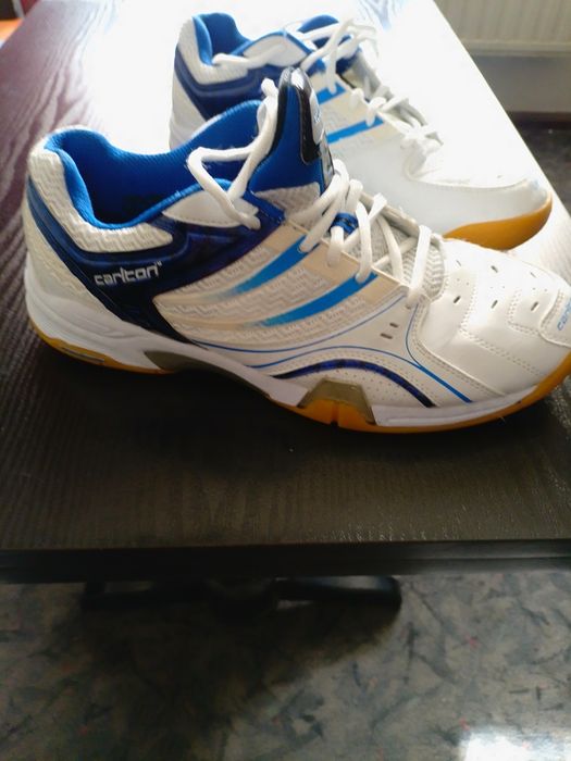 Halówki Buty na halę sportowe carlton