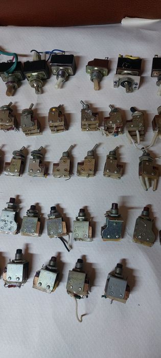 Микропереключатели мт-1,кнопки км-1 и другие переключатели(б.у.)