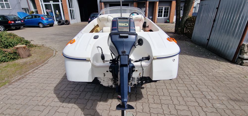 Bayliner Capri 1401 LS.