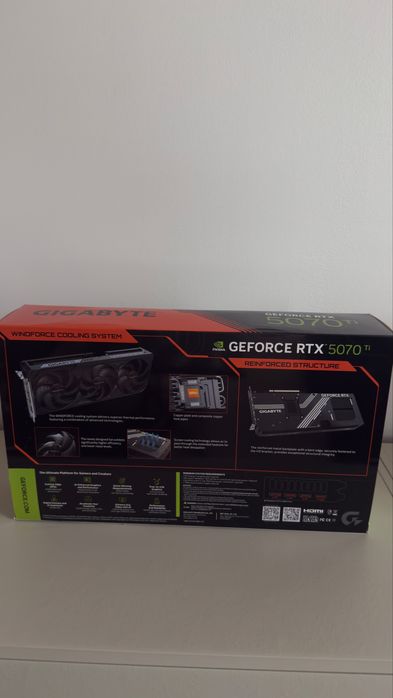 Gigabyte NVIDIA GeForce RTX 5070 Ti Windforce OC SFF 16GB GDDR7 DLSS4