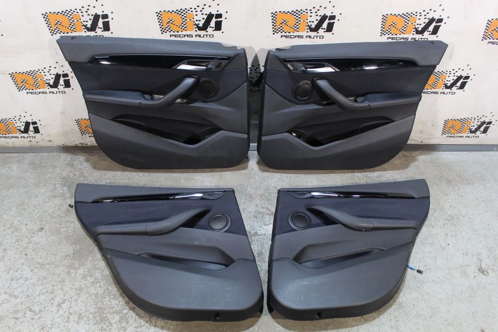 Bancos BMW X1 F48 Pack M em Tecido e Alcantara com Quartelas