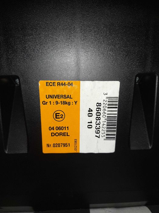 Fotelik samochodowy Maxi Cosi Axiss - obrotowy