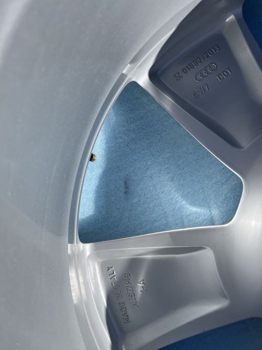 5/112 R19 Диски Audi Q4 E-Tron , Q2 / VW ID4 ID6 / Skoda Karoq , Enyaq