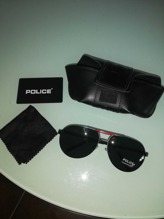 Óculos de sol da Police