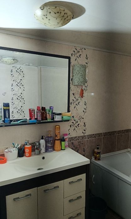 Срочное продам дом в Дружковке   на Яколевке 105 кв.. м