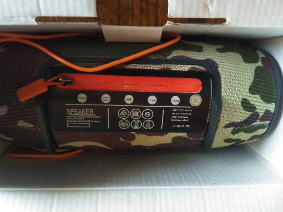 Портативная блютуз колонка