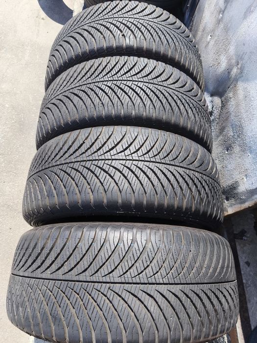 goodyear vector 4seasons 215 60 17 - Купить шины для авто - Цена