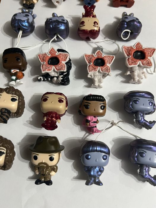 Велика колекція Stranger Things Kinder Joy