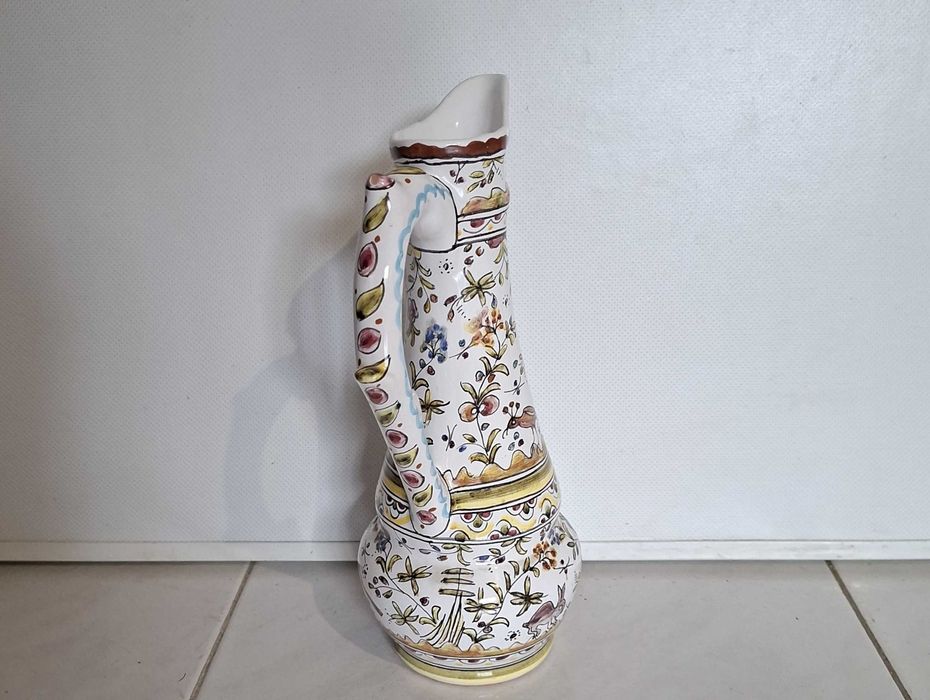 Jarro de Cerâmica Berardos Séc. XVII, pintado à mão