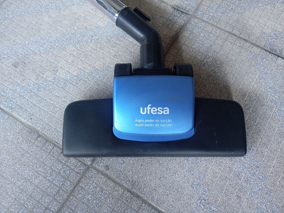 Aspirador de Água UFESA AP8110