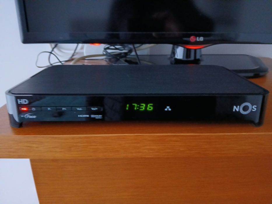 Box de TV  Nós com Comando