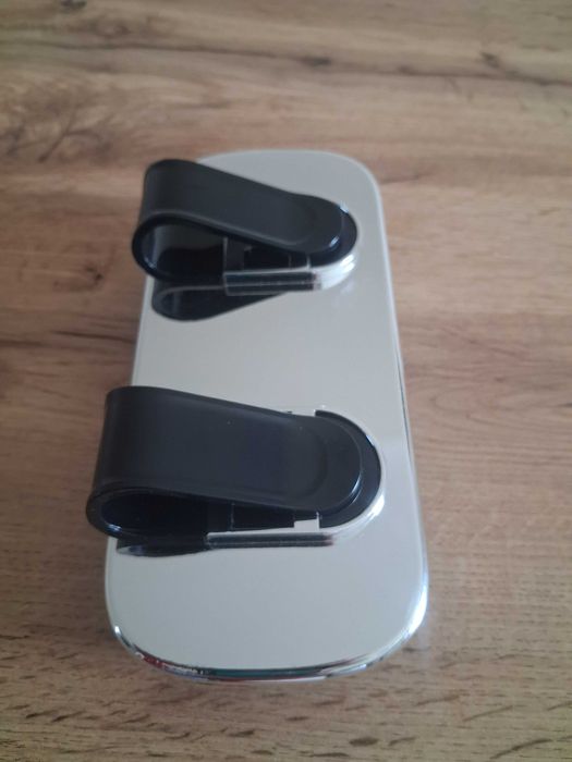 Etui na okulary z uchwytami