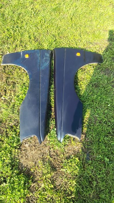 Ліве крило Пежо 405  стан хороший