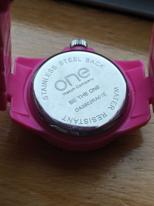Relógio One Watch Company Colours Rosa