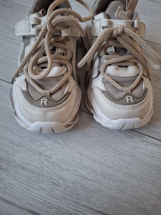 Кросівки для дівчинки 30 розмір