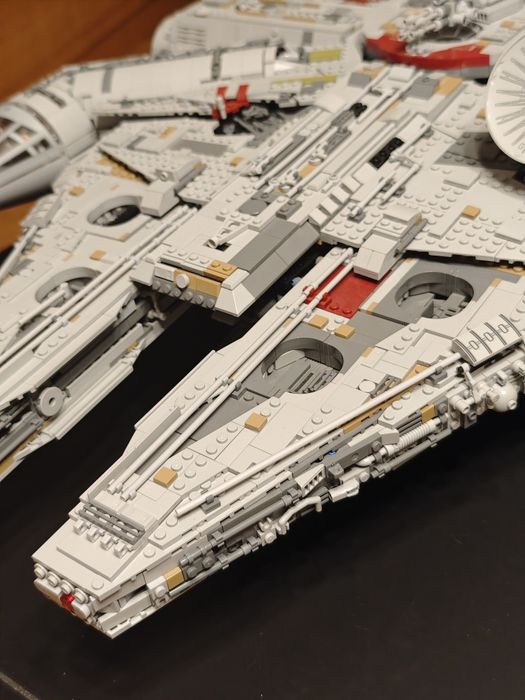 LEGO Star Wars UCS Millennium Falcon 75192 / Caixa + Manual + Oferta de Expositor Acrílico / Ler descrição