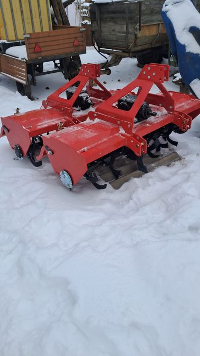 Продам Плуг Плн 3-35