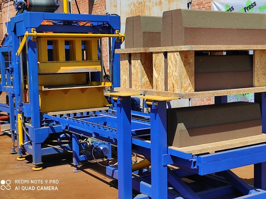 Вибропресс КВП-858-2ПА (Линия вибропрессования, полуавтоматическая)