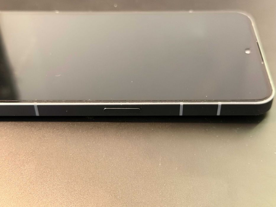 Nothing Phone 2 12/512GB Dark Grey - stan bardzo dobry