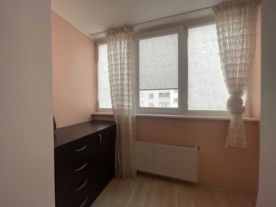 Продаю 4-х кімнатну  квартиру. 134 м. Північний. Свердловина