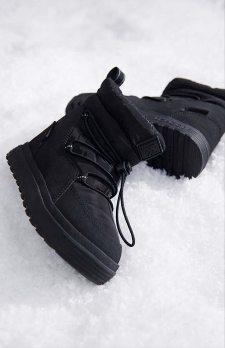 Зимове взуття Liewood Zoey Snowboot чорні