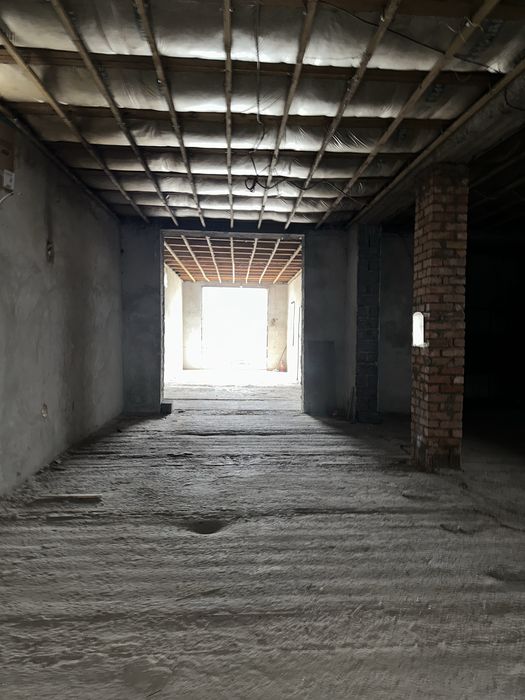 Здам приміщення під склад вул. Набережна 290м2