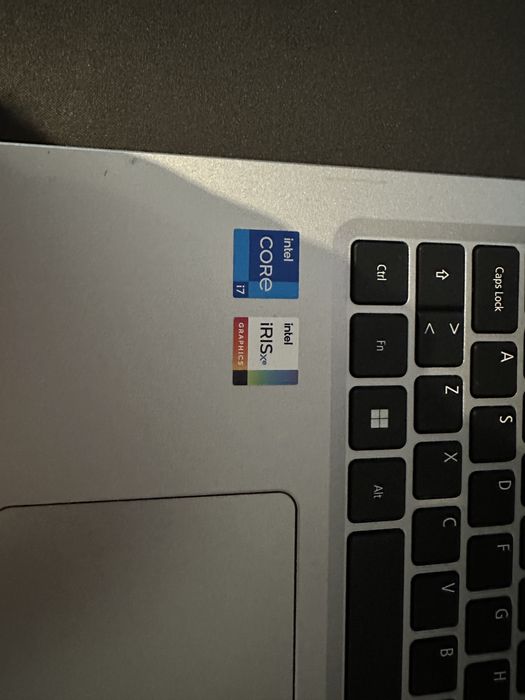 Acer Aspire 3 A315-58 – Intel i7 – Como Novo