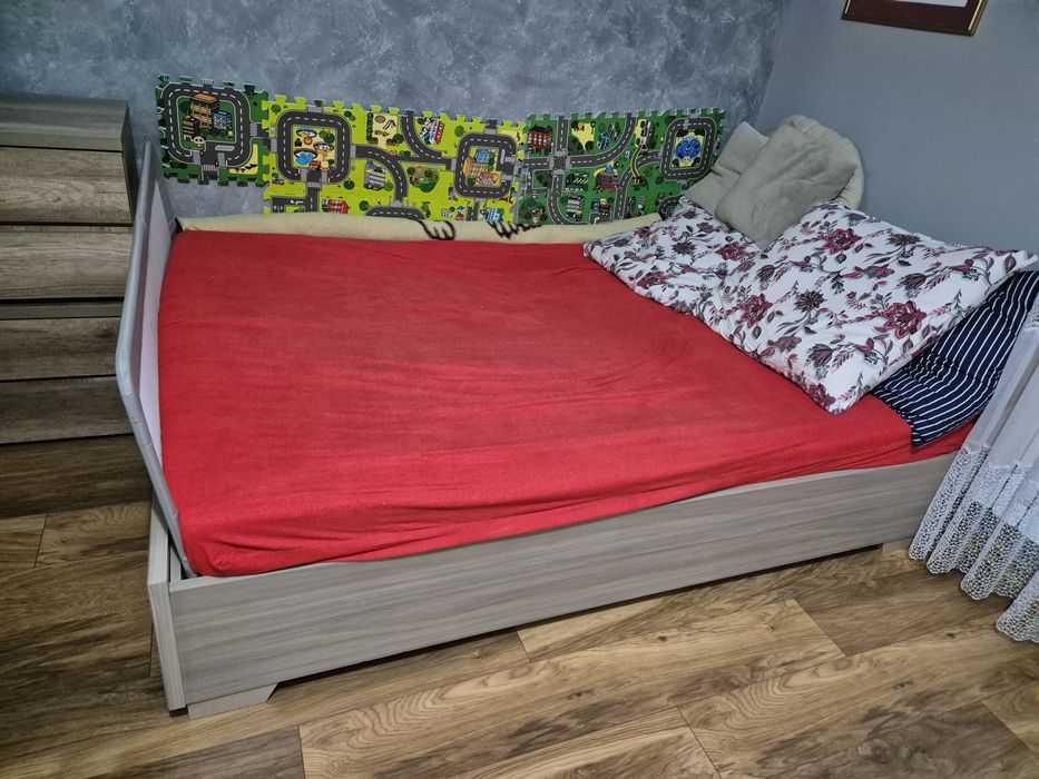 Łóżko 140 x 200cm