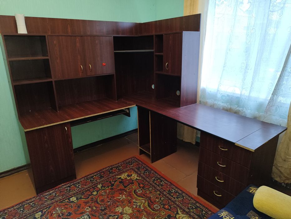 Стіл кутовий письмовий з шухлядами полицями шкафчик шкаф уголок