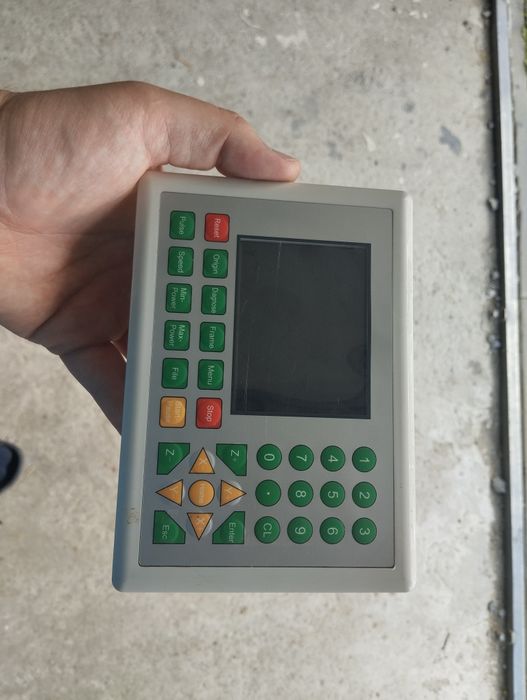 Kontroler lasera CO2 ruida