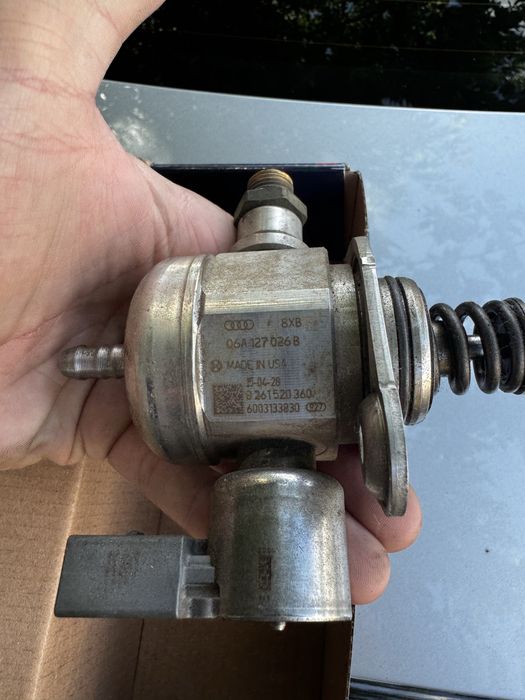 ПНВТ ТНВД паливний насос високого тиску 2.0tsi 06A127 026 B